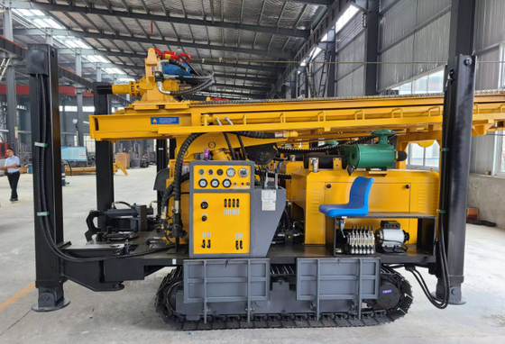 Profundidade máquina pneumática de Rig Crawler Rotary Water Well de uma perfuração de 450 medidores