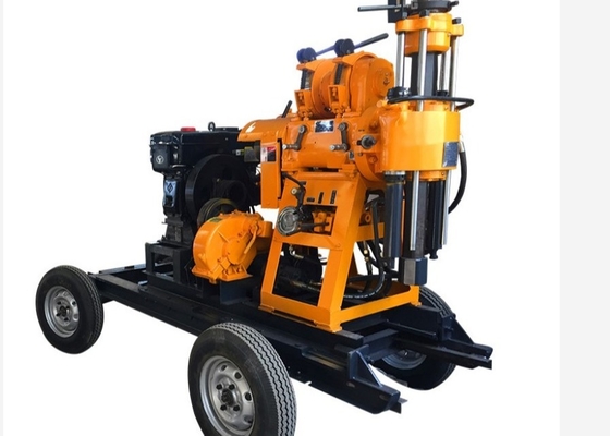 Máquina de perfuração hidráulica fácil móvel do teste do solo da profundidade do motor diesel 200m do movimento para a construção