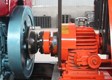 Máquina de perfuração montada reboque do núcleo da rocha, equipamento de escavação do poço de água