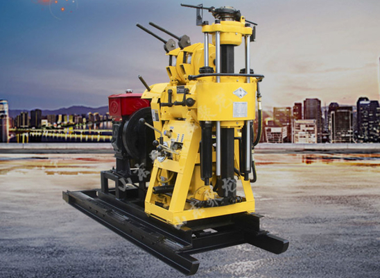 Perfuração Rig Hydraulic Core Sampling Diesel da exploração GK200