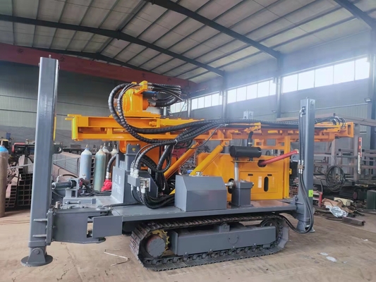 Esteira rolante pneumática de alta velocidade broca montada Rig Machine St 180 para a perfuração da perfuração do poço de água